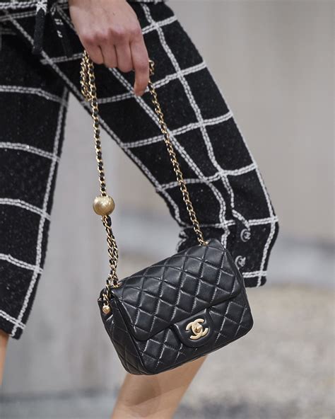 a bolsa mais barata da chanel|cheapest Chanel bag 2020.